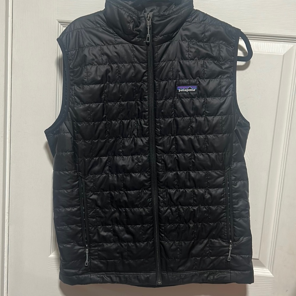 PATAGONIA MENS VEST SIZE M